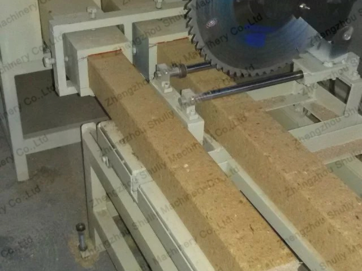 Production de blocs de palettes en bois