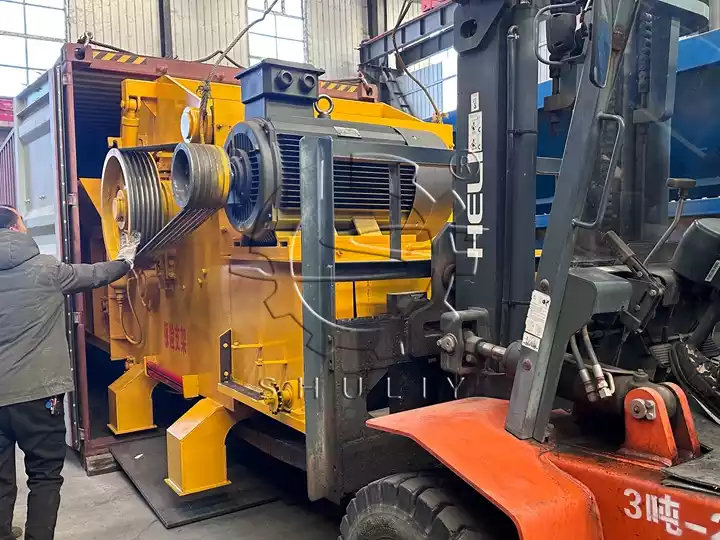 Comprehensive Wood Crusher Shipped To Russia To Process Wooden Pallets
